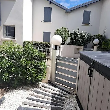 Maisonnette 2 A Deux Pas Des Plages Апартаменты